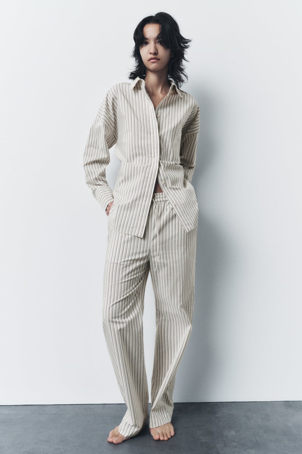 

Длинная полосатая рубашка ZARA