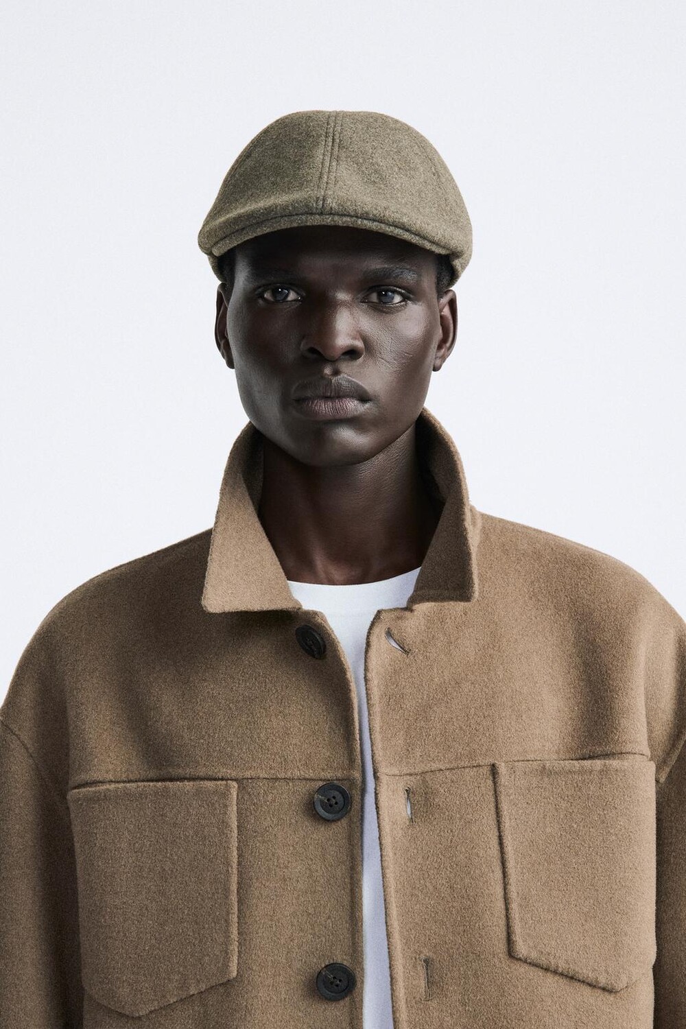 

Фланелевая кепка ZARA, хаки мергель