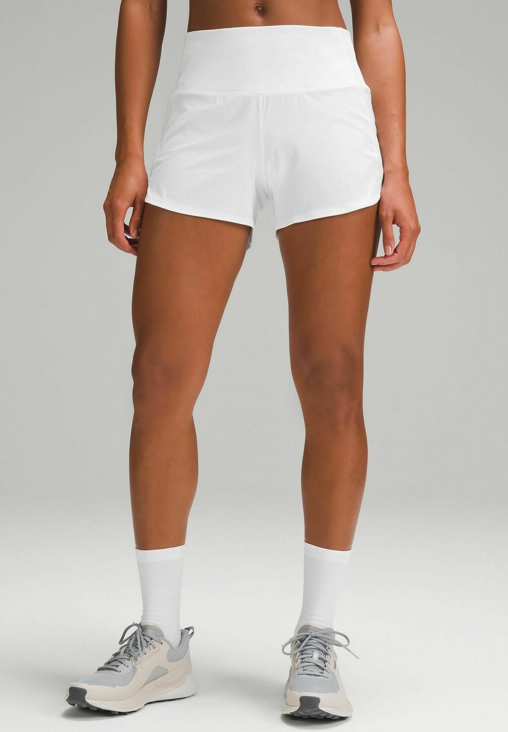 

Спортивные шорты SPEED UP HIGH-RISE LINED 10CM lululemon, цвет white