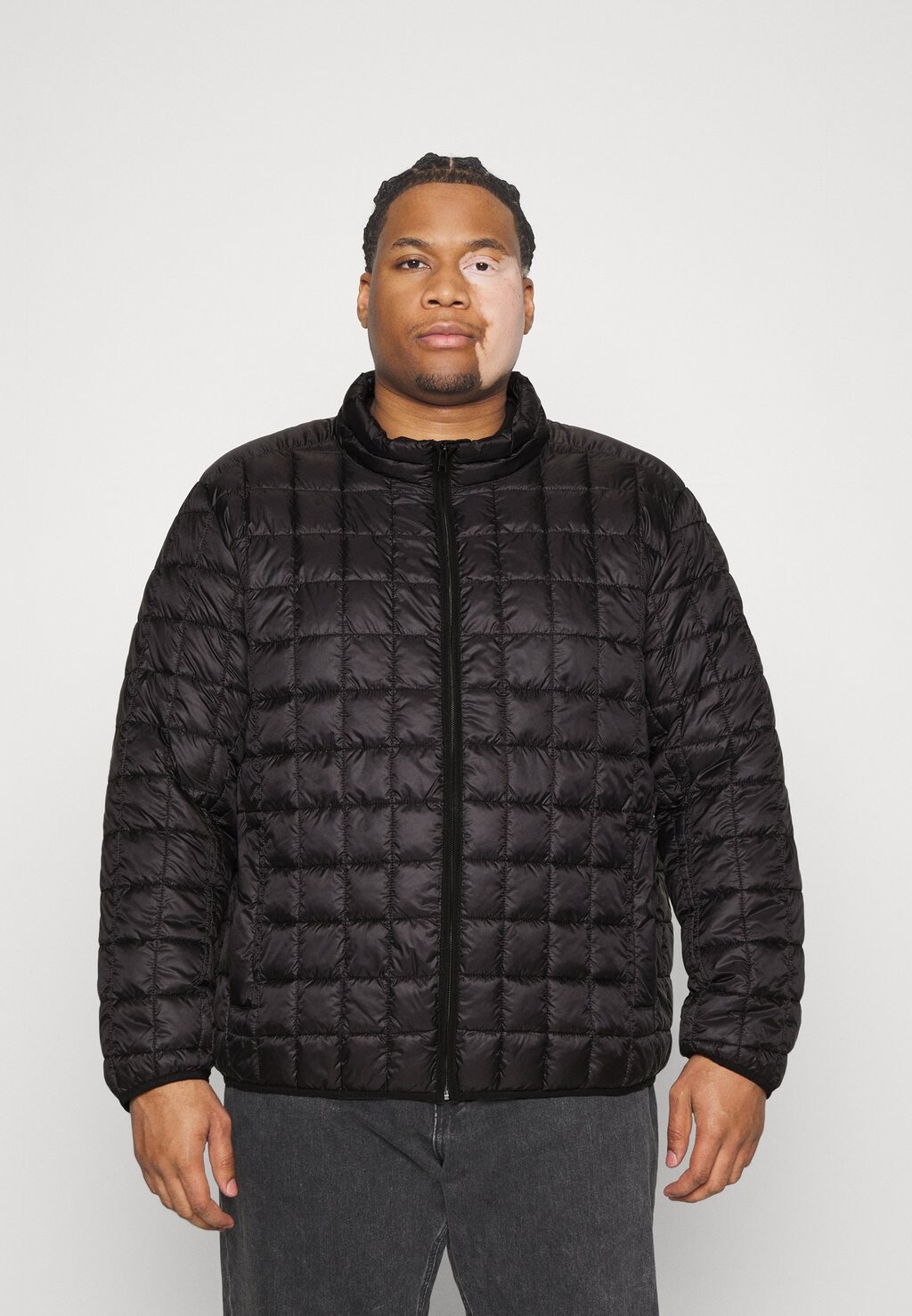 

Легкая куртка Jack & Jones