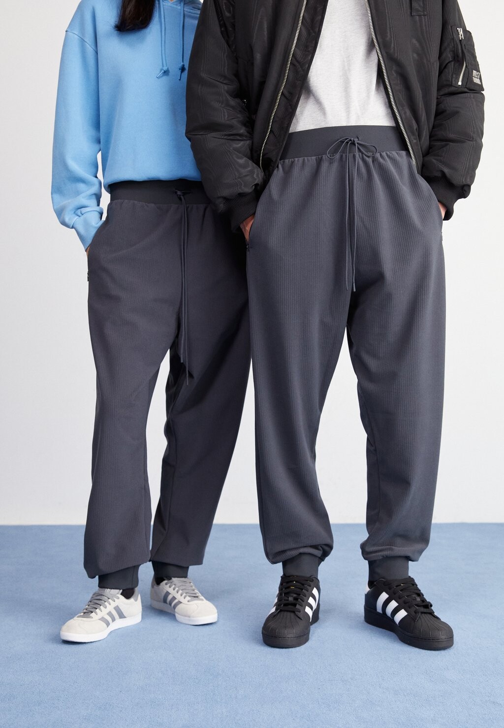 

Спортивные брюки Pant Unisex adidas Originals, цвет carbon