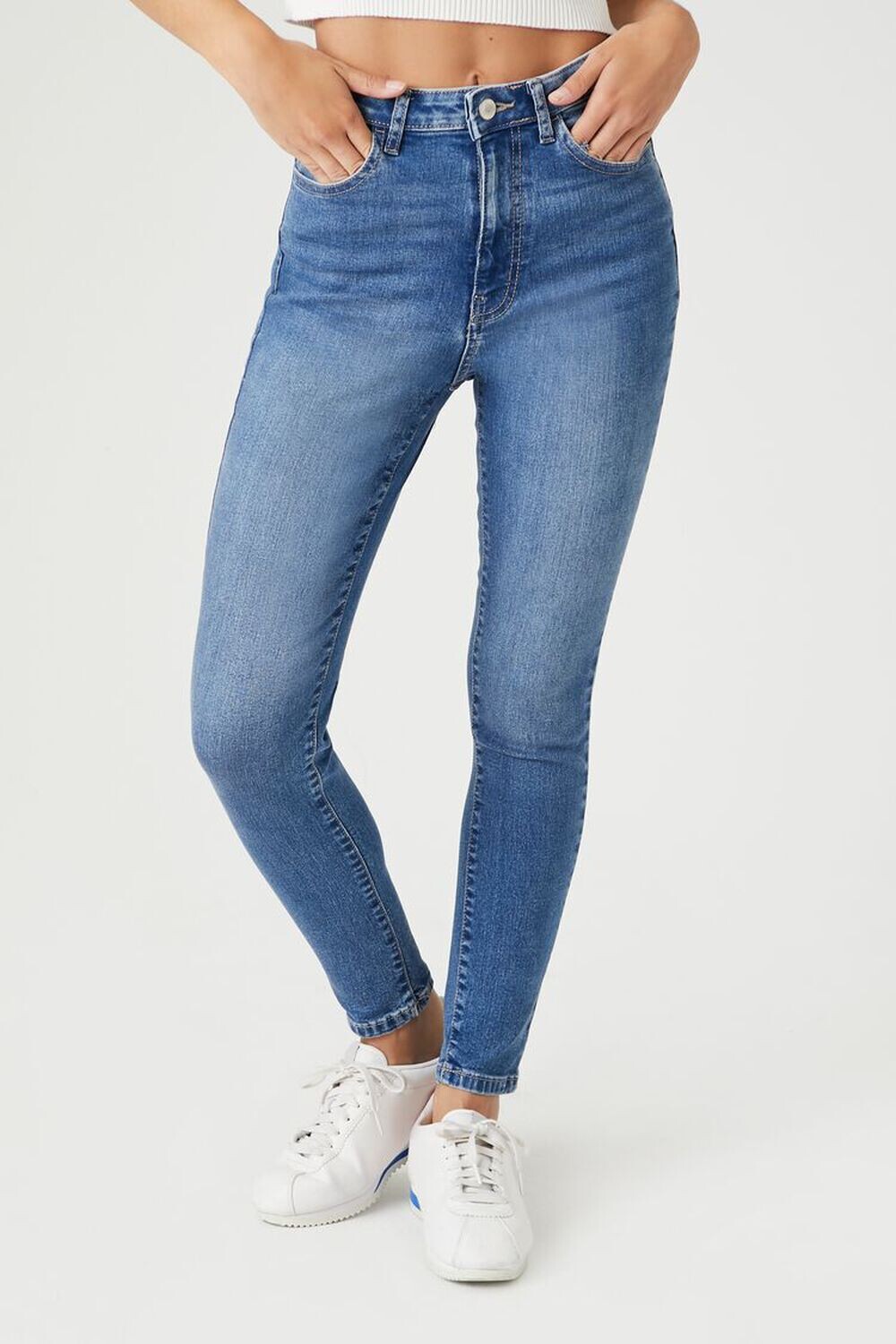 

Короткие джинсы скинни из эластичного денима Forever 21, деним
