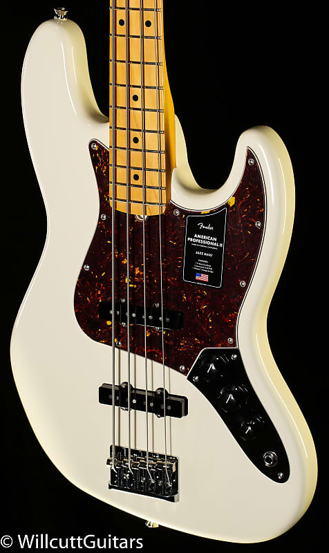 

Басс гитара Fender American Professional II Jazz Bass Maple Fingerboard Olympic White