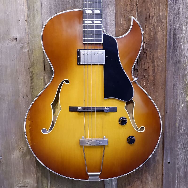 

Электрогитара Eastman T49/v - Goldburst