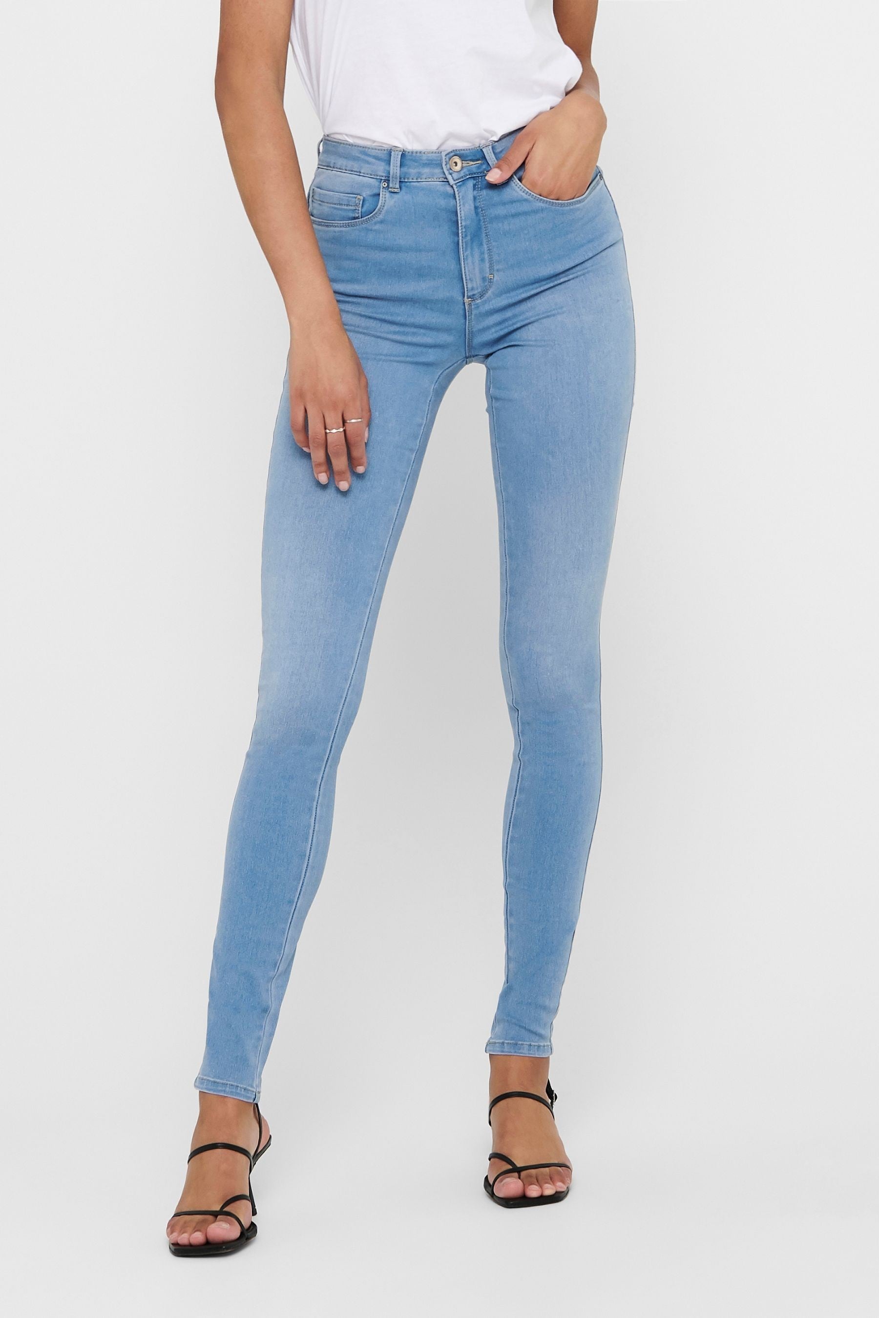 Только узкие джинсы с завышенной талией и стрейч ONLY, синий