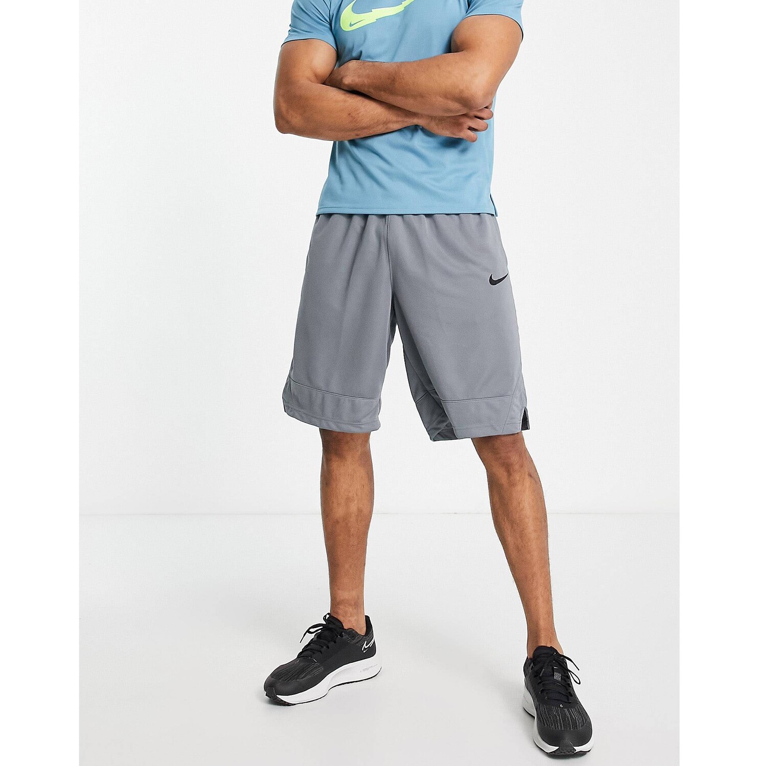 

Серые шорты Nike Basketball Dri-Fit 11 дюймов