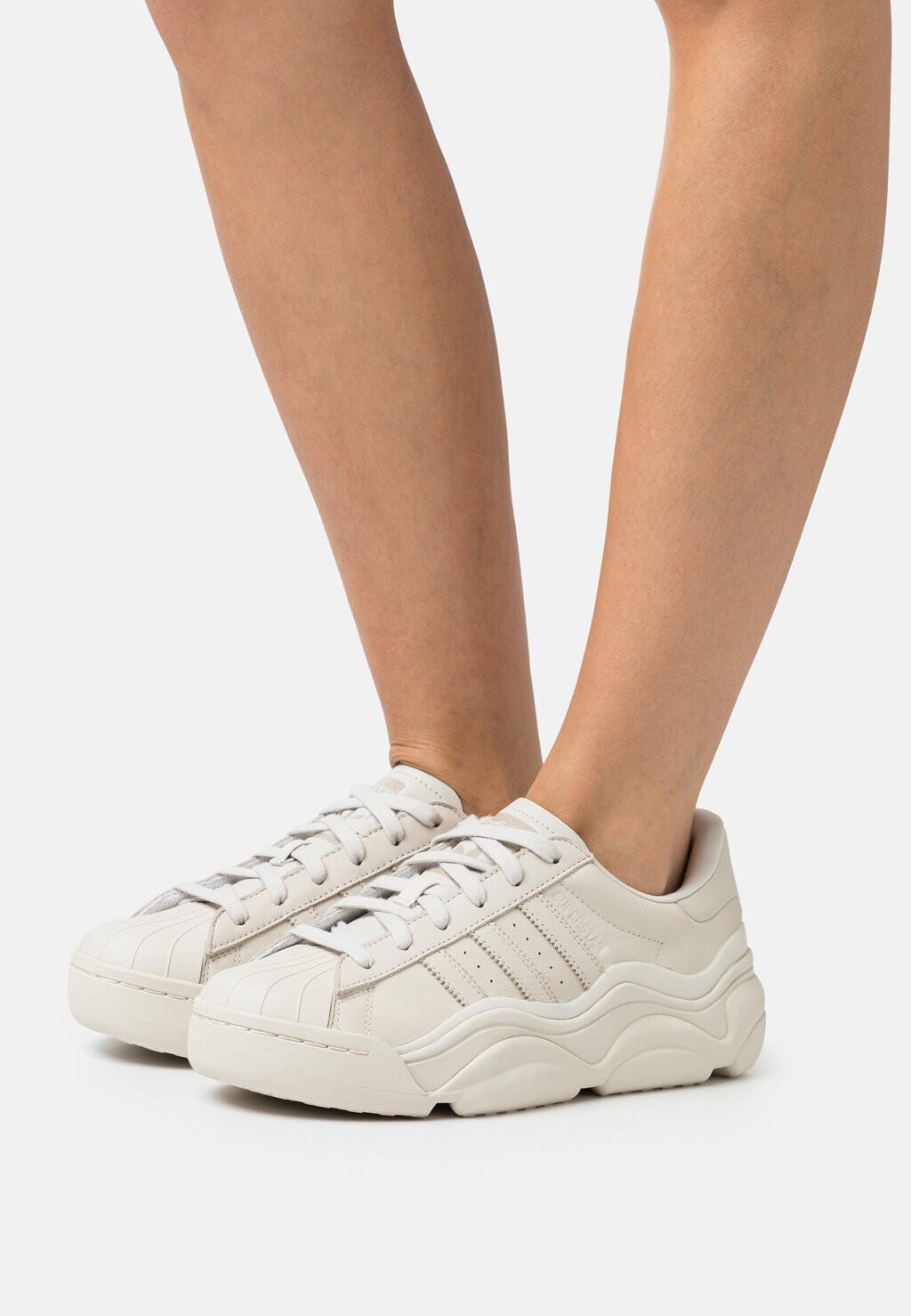 

Кроссовки adidas Originals
