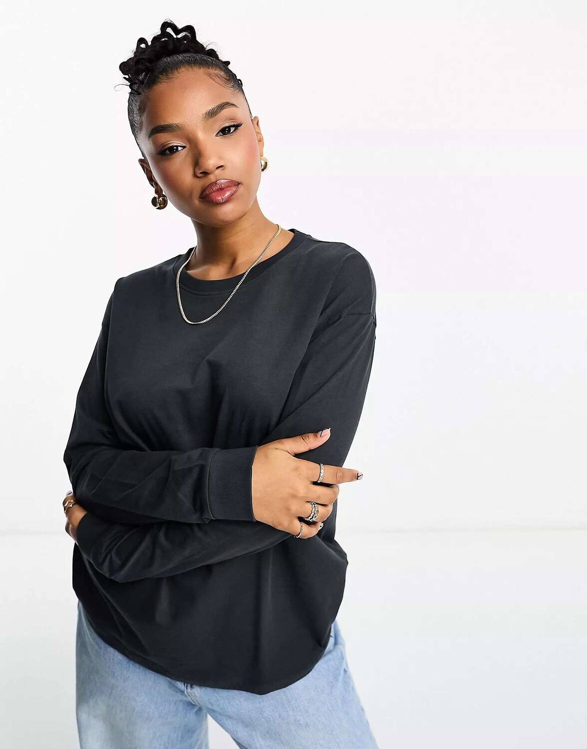 

Оверсайз-футболка с длинными рукавами Pull&Bear темно-серого цвета