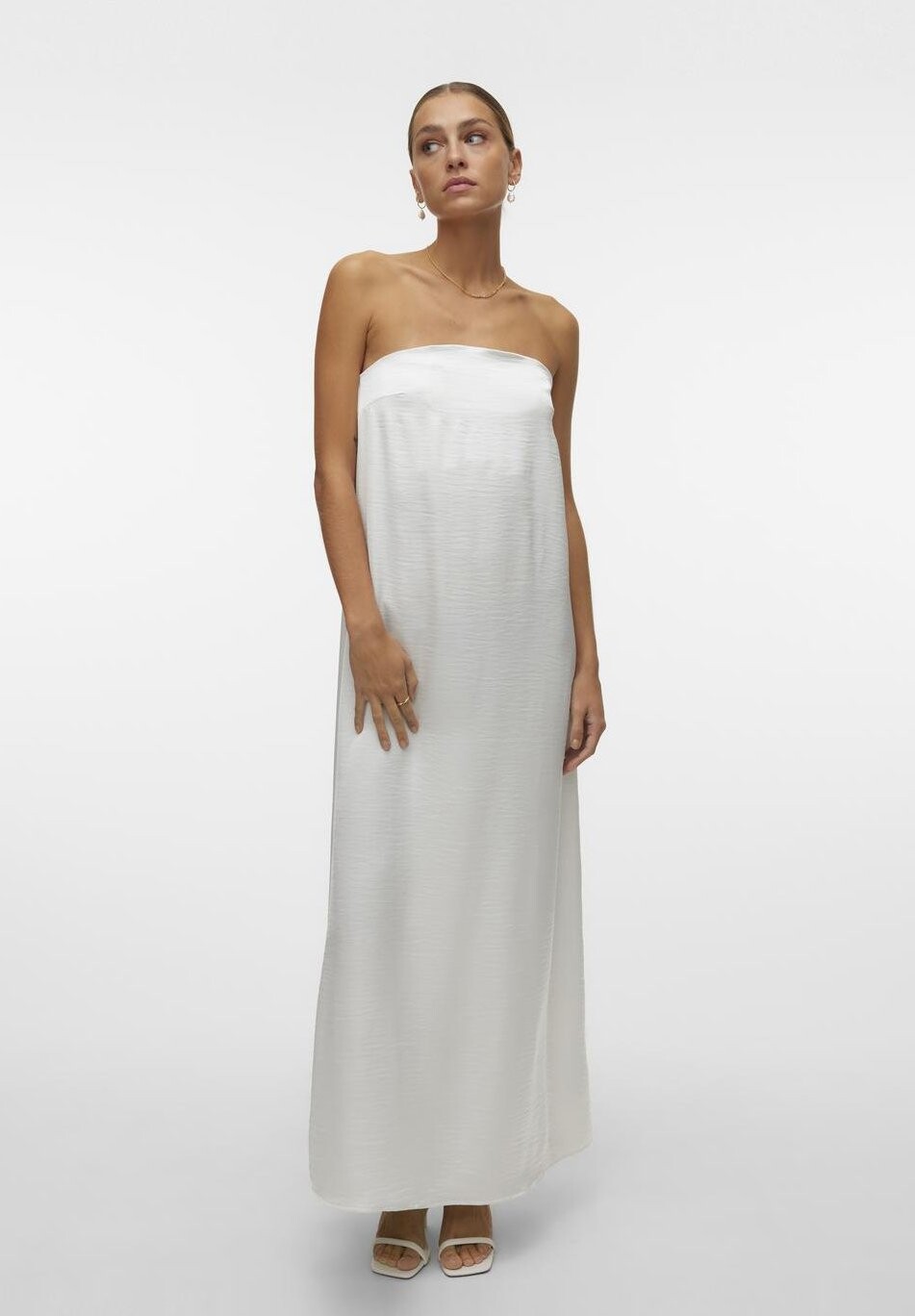 

Элегантное платье Vmsarah Flowy Dress Bride Vero Moda, цвет blanc de blanc