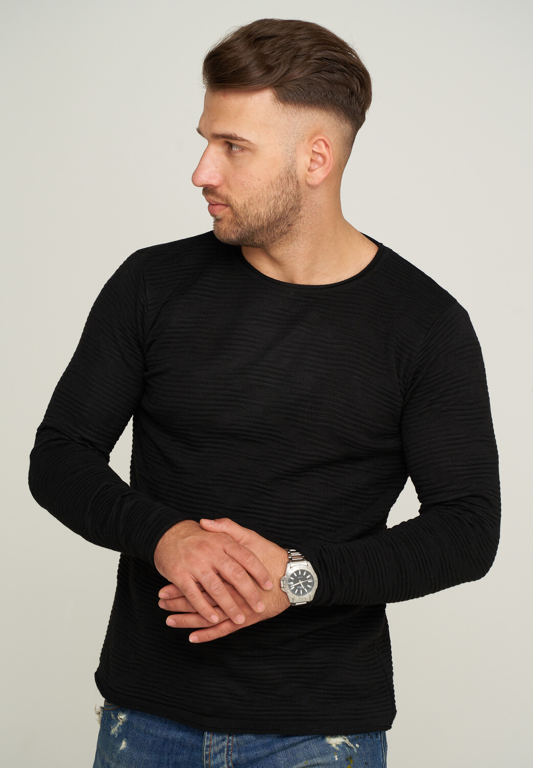 

Лонгслив behype Pullover MKBASE90, черный