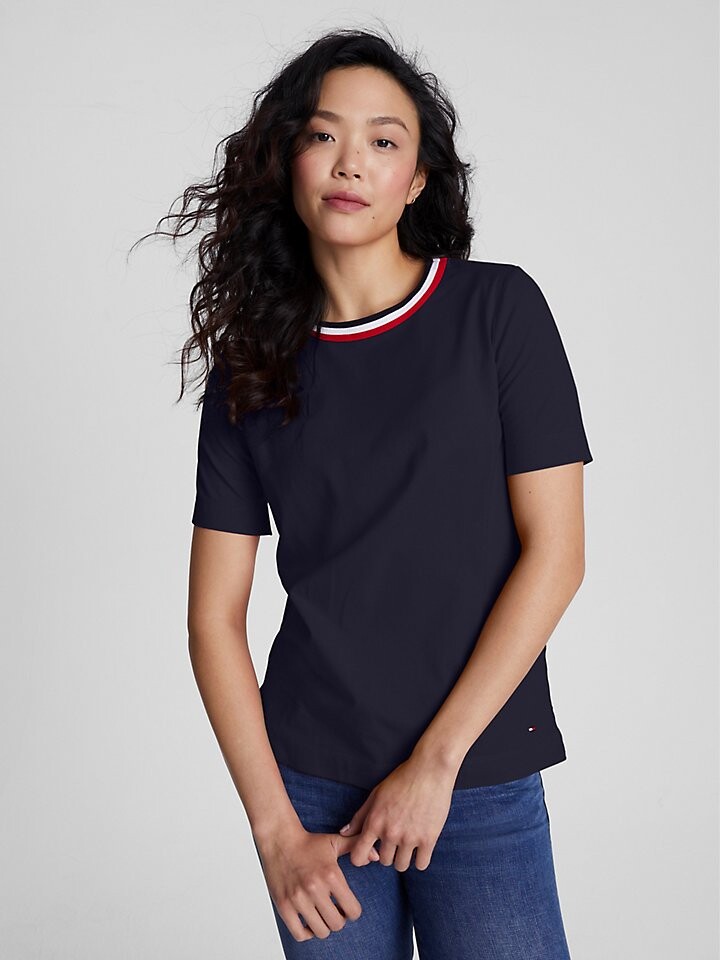 

Футболка с круглым вырезом и полосатым воротником Tommy Hilfiger