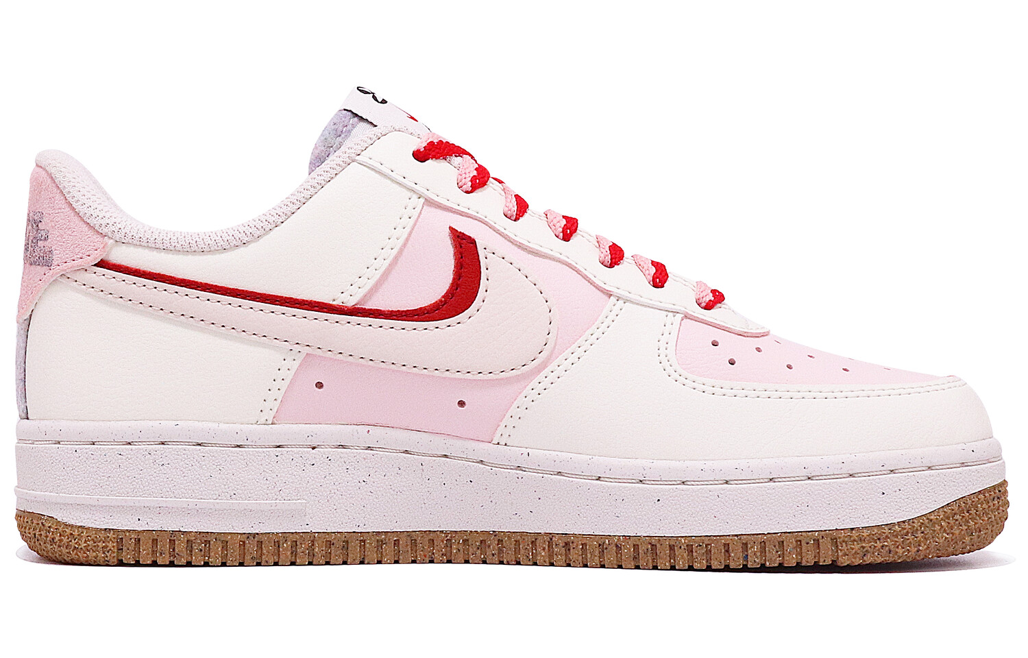 

Женские кроссовки для скейтбординга Nike Air Force 1