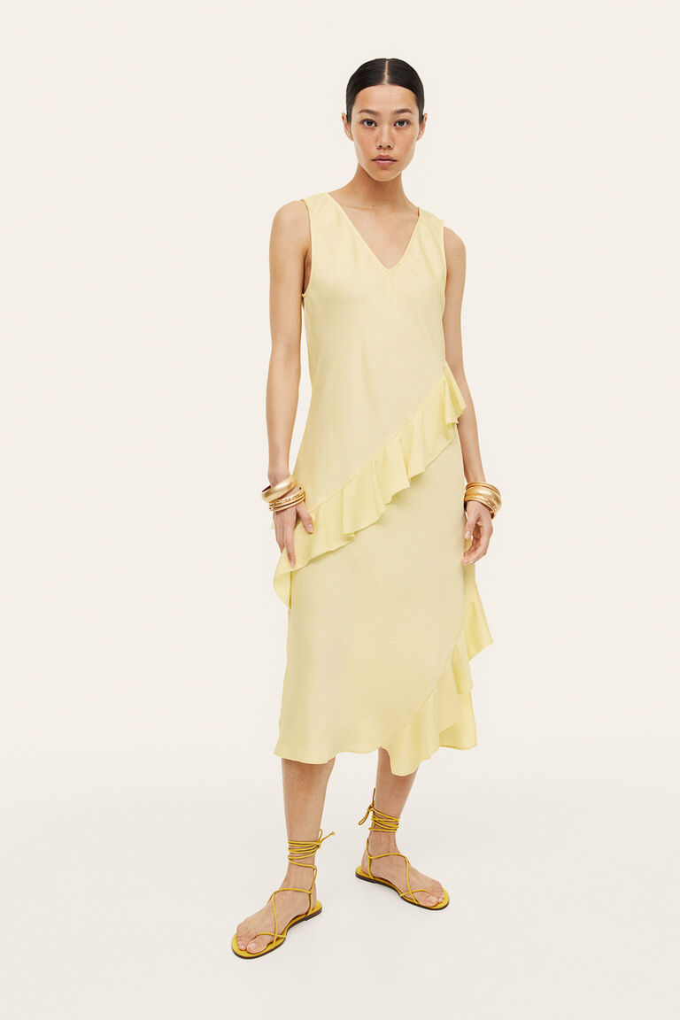 Платье с воланами H&M, желтый платье плюмети с воланами h