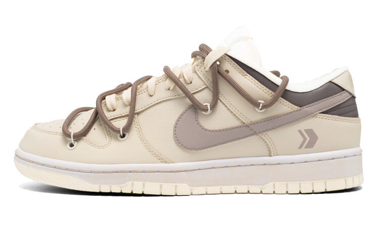 

Женские туфли Nike Dunk Low Skate