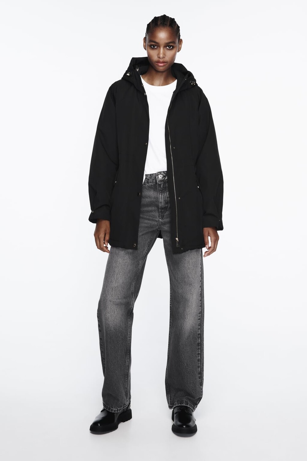 

Стеганая парка с капюшоном ZARA, черный