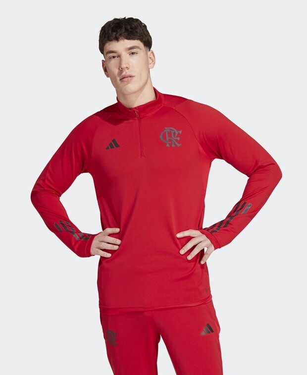 

Спортивный костюм adidas, красный
