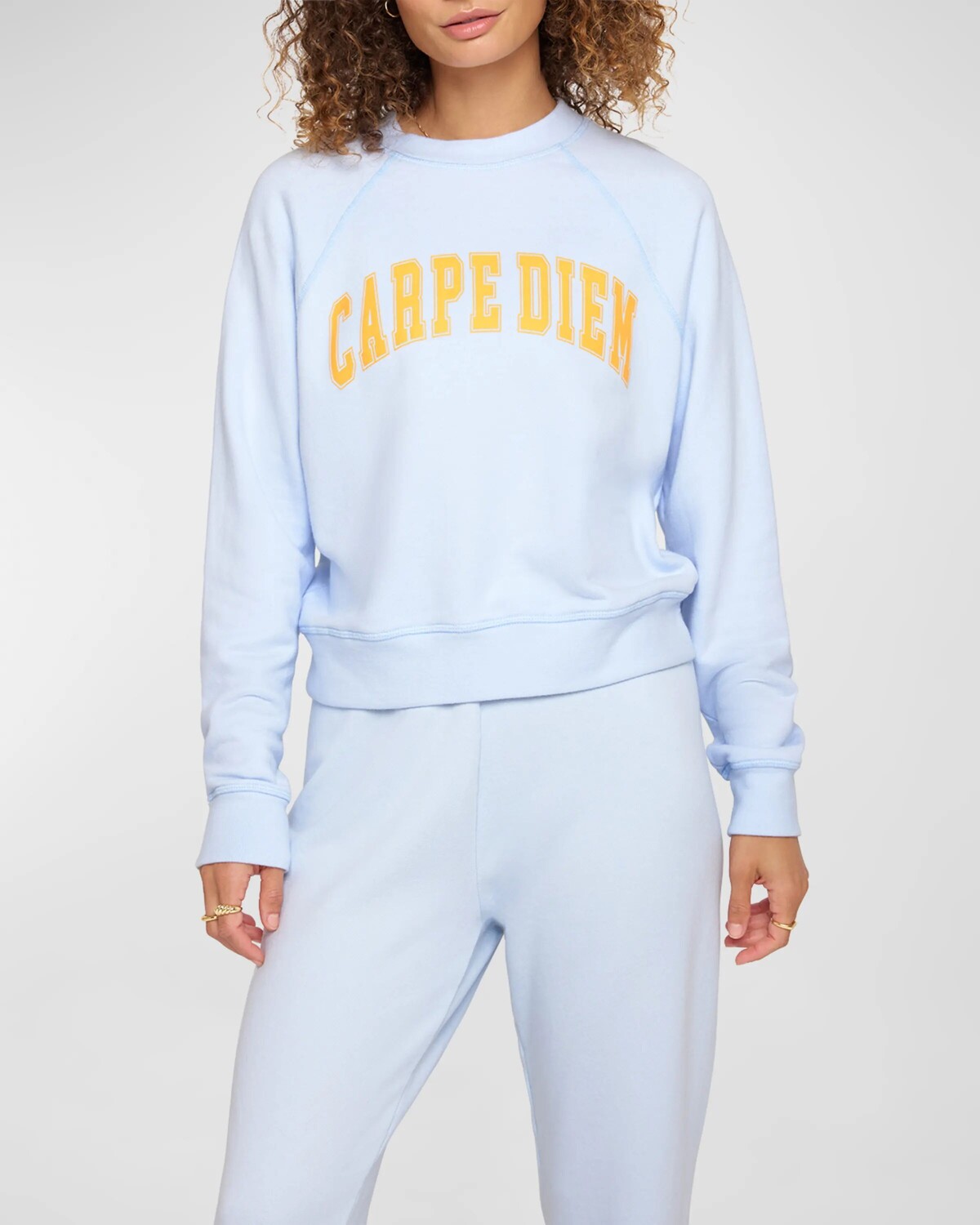 

Толстовка с круглым вырезом Carpe Diem Forever Spiritual Gangster, цвет Windsurfer
