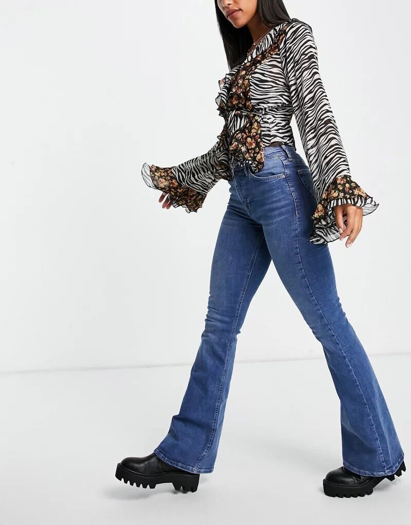 

Синие расклешенные джинсы Topshop Jamie