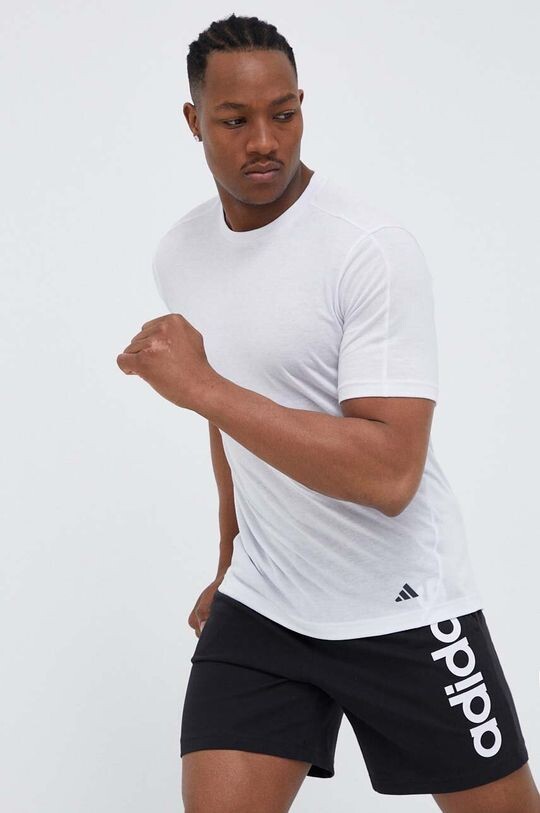 

Базовая тренировочная футболка adidas Performance, белый