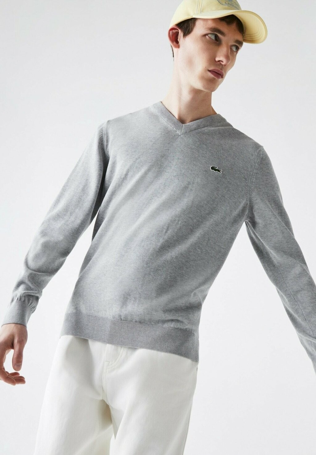 

Свитер Lacoste