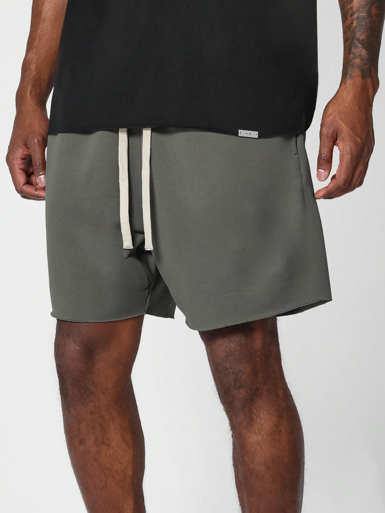m xxxl men see through mesh patchwork boxer shorts zipper crotch wet look patent leather brief swimsuit club stage show costume SUMWON Шорты с заниженным шаговым швом и необработанными краями с аппликацией спереди, темно-серый