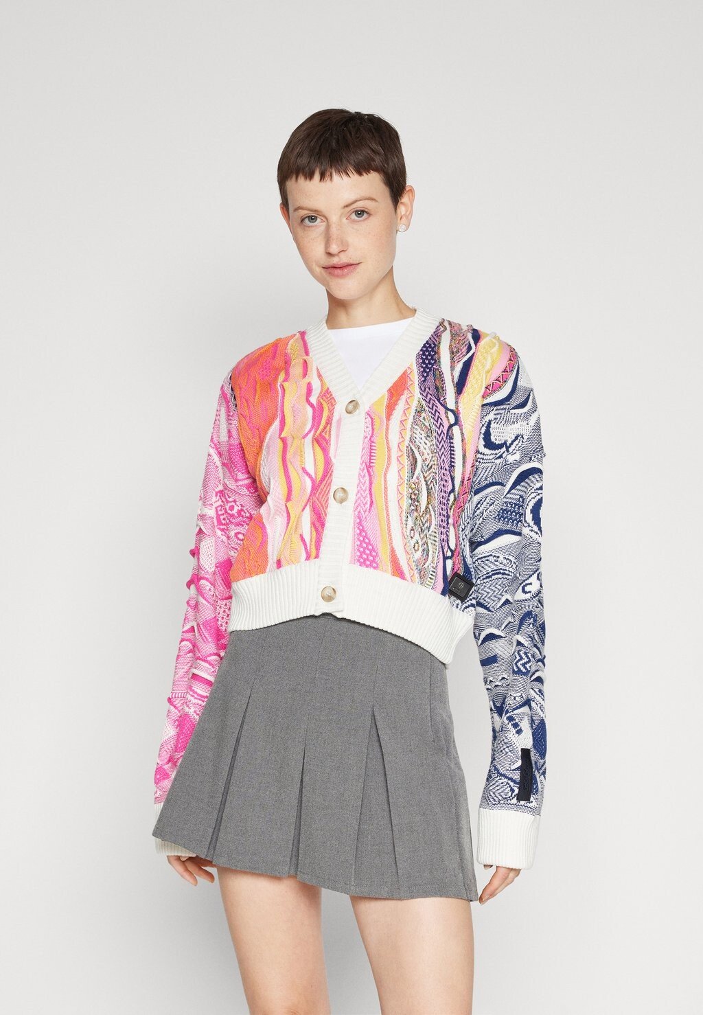 

Кардиган CARDIGAN Carlo Colucci, розовый
