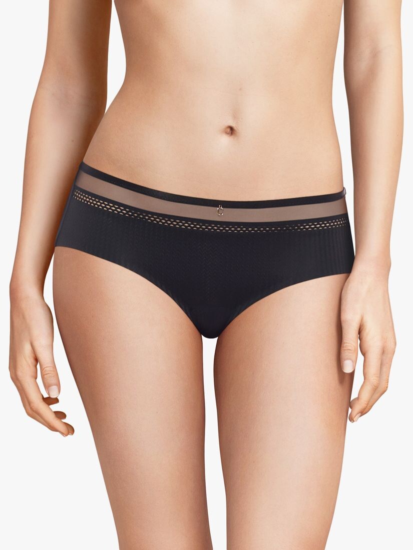 

Короткие трусики Chantelle Chic Essential, черные