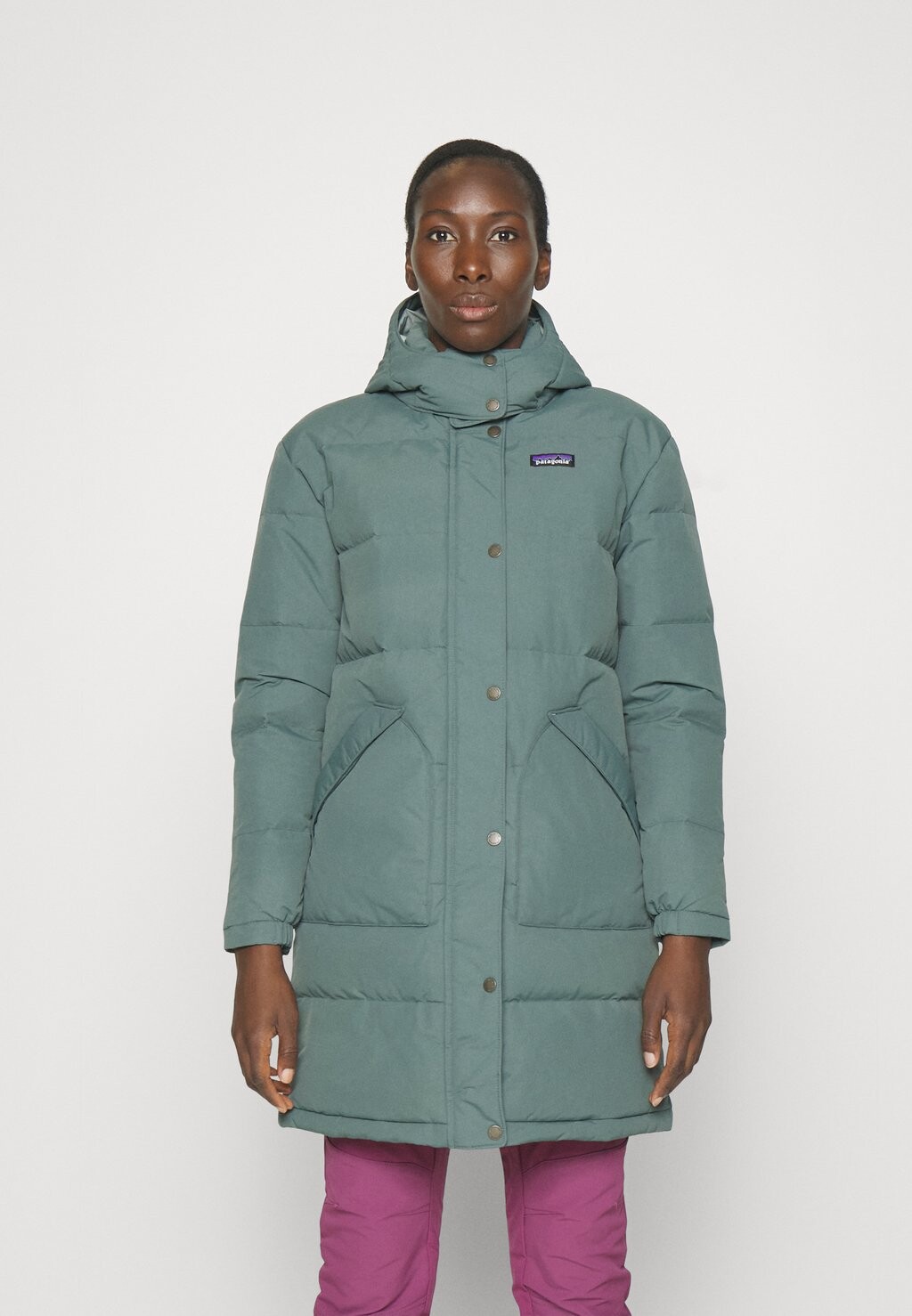 

Пальто Patagonia DOWNDRIFT, цвет nouveau green