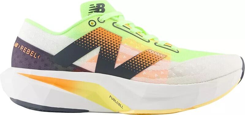 

Женские кроссовки New Balance FuelCell Rebel v4
