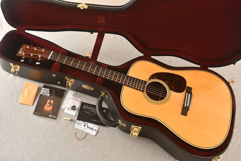

Акустическая гитара Martin Custom Shop HD 28 Style Adirondack Dreadnought #2724580