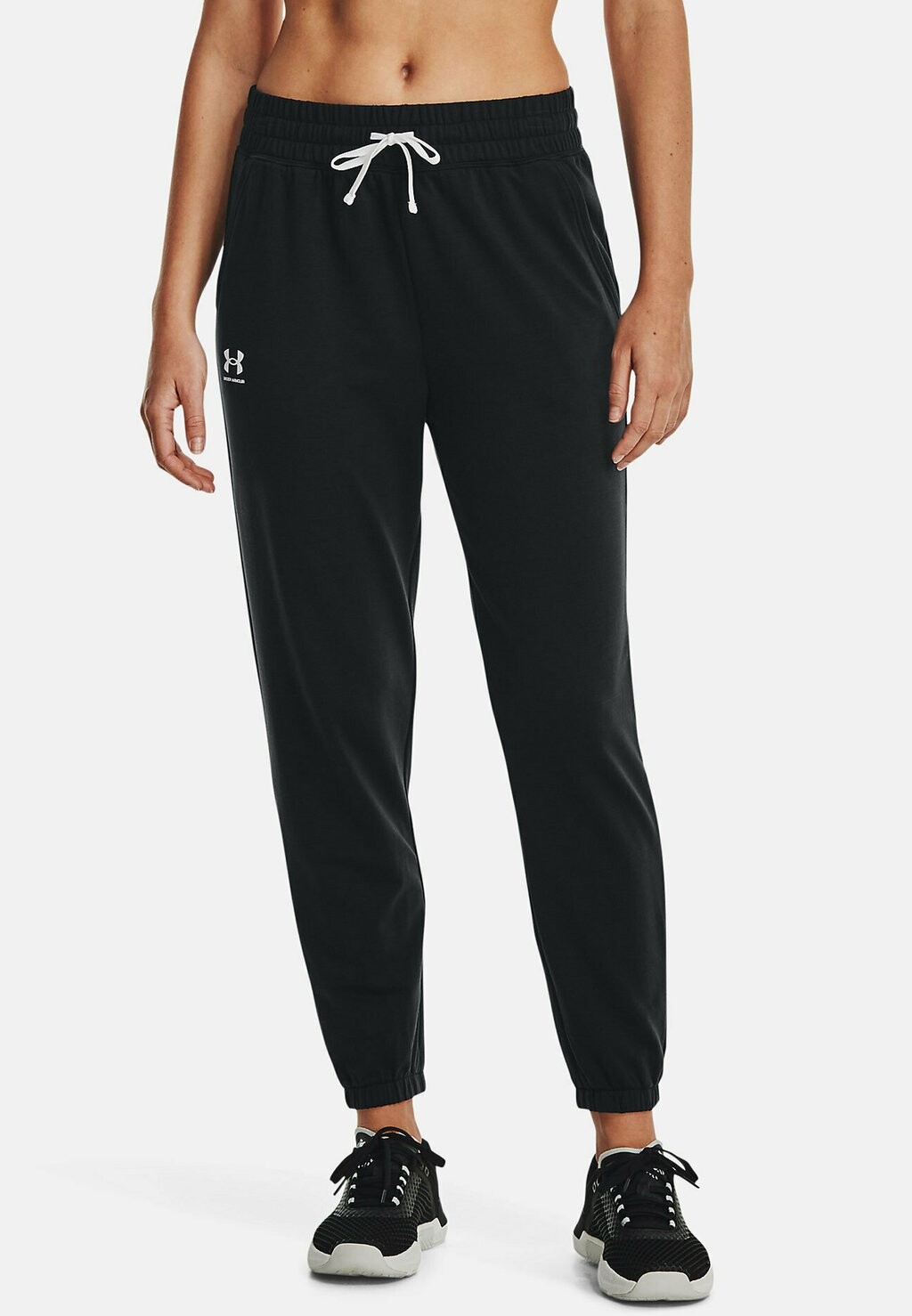 

Спортивные брюки Under Armour, черный