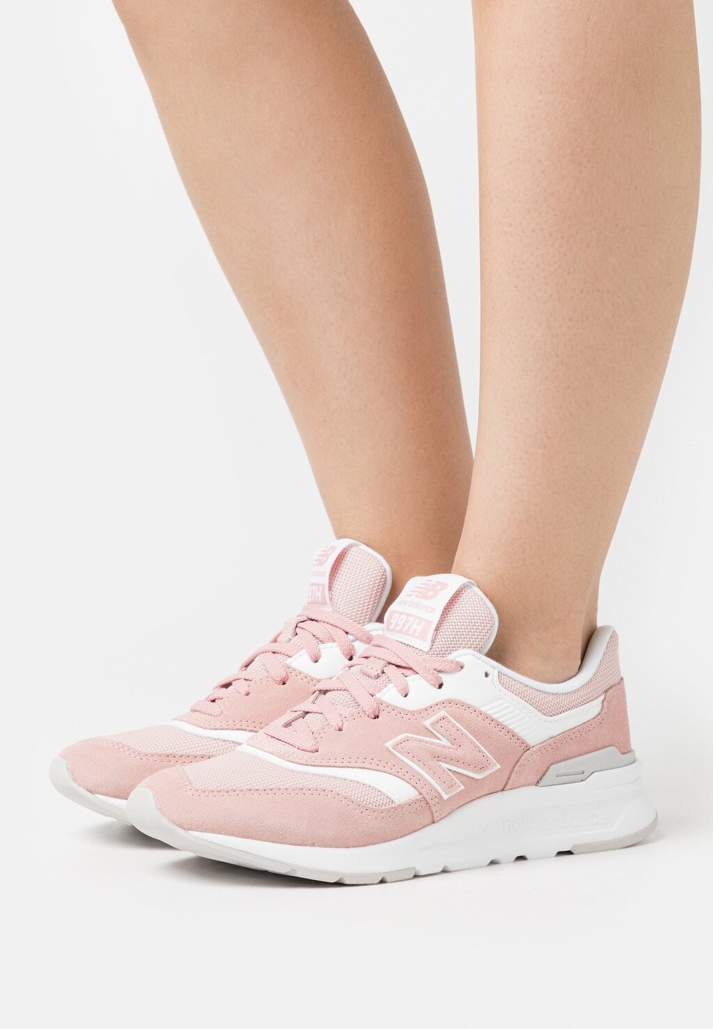 

Кроссовки New Balance Cw997, розовая луна