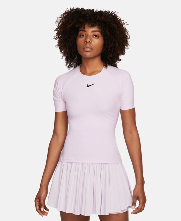 

Функциональный топ Nike, сирень