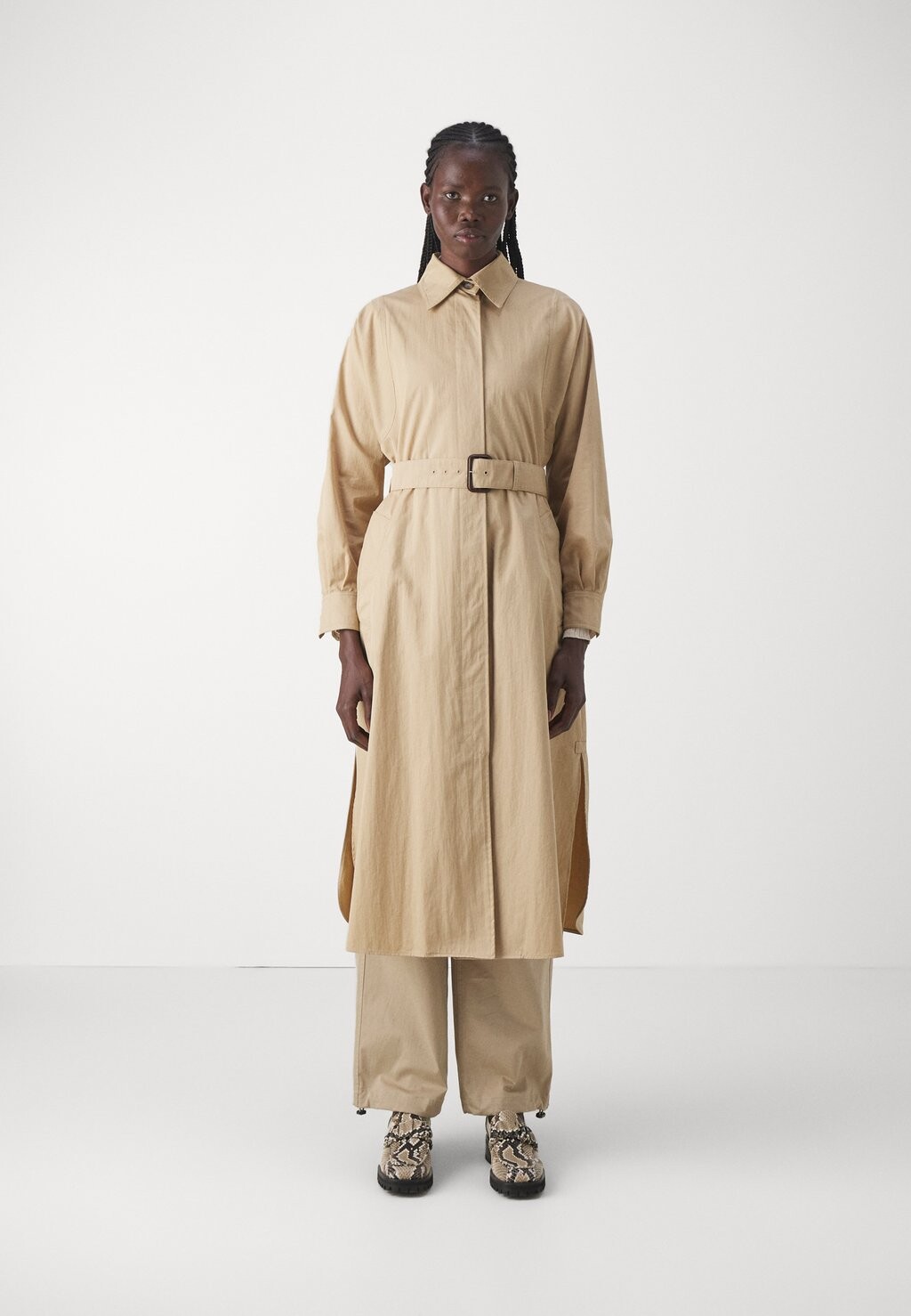 

Пальто классическое Lampara WEEKEND MaxMara, бежевый
