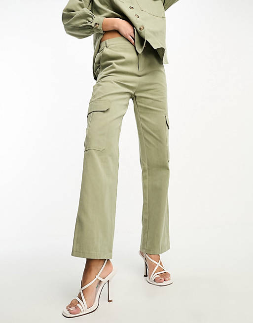 Комбинированные брюки карго цвета хаки In The Style x Gemma Atkinson atkinson gemma the ultimate body plan