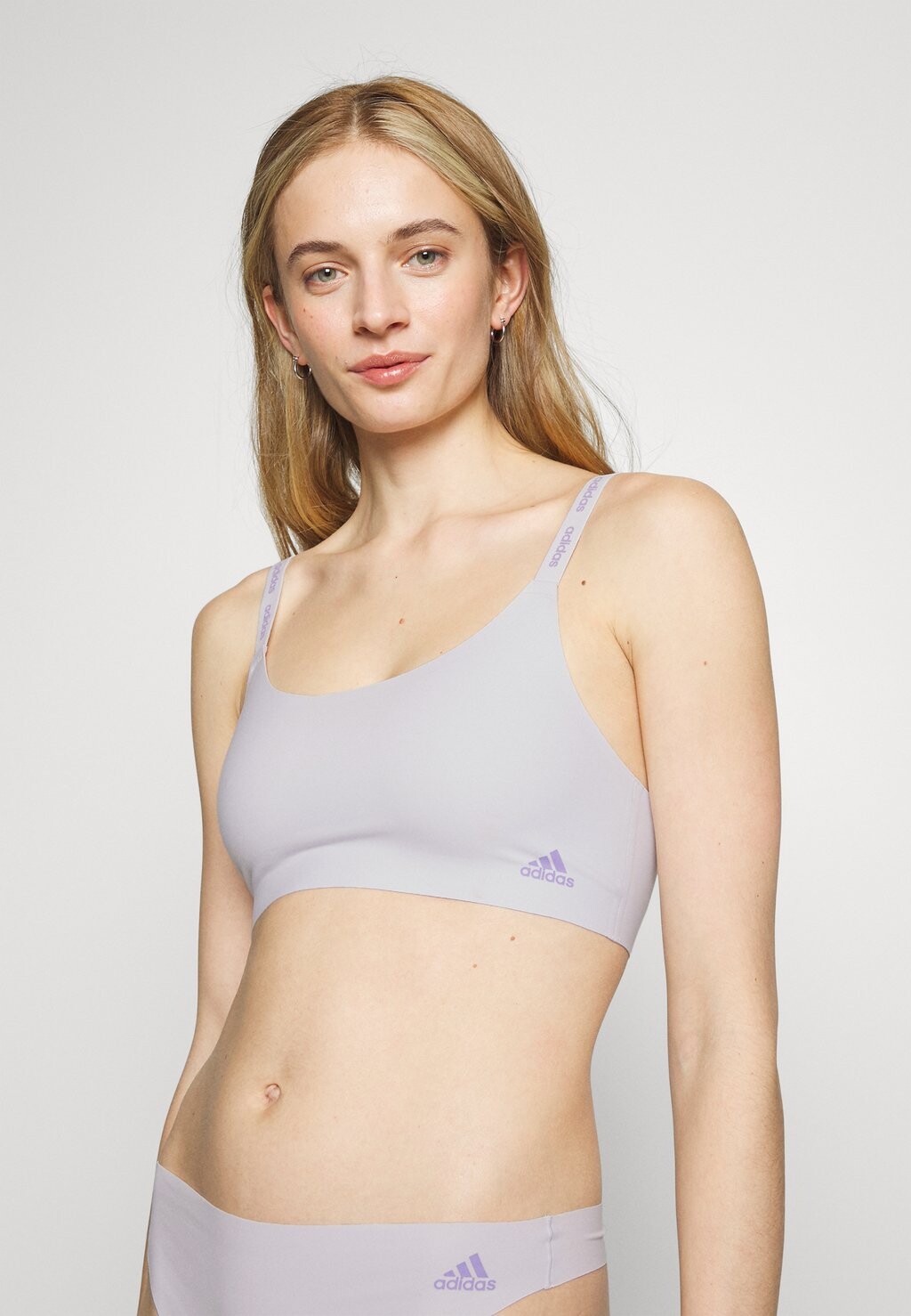 

Бюстье Adidas