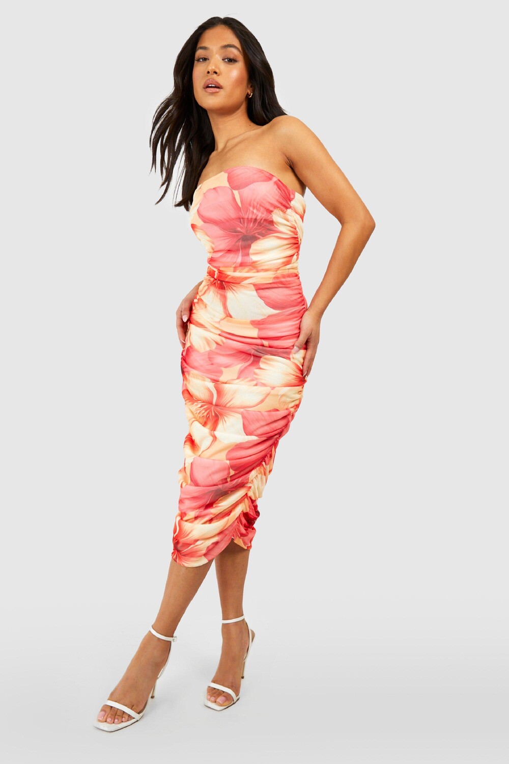 

Платье миди с цветочным платьем petite bandeau Boohoo, оранжевый
