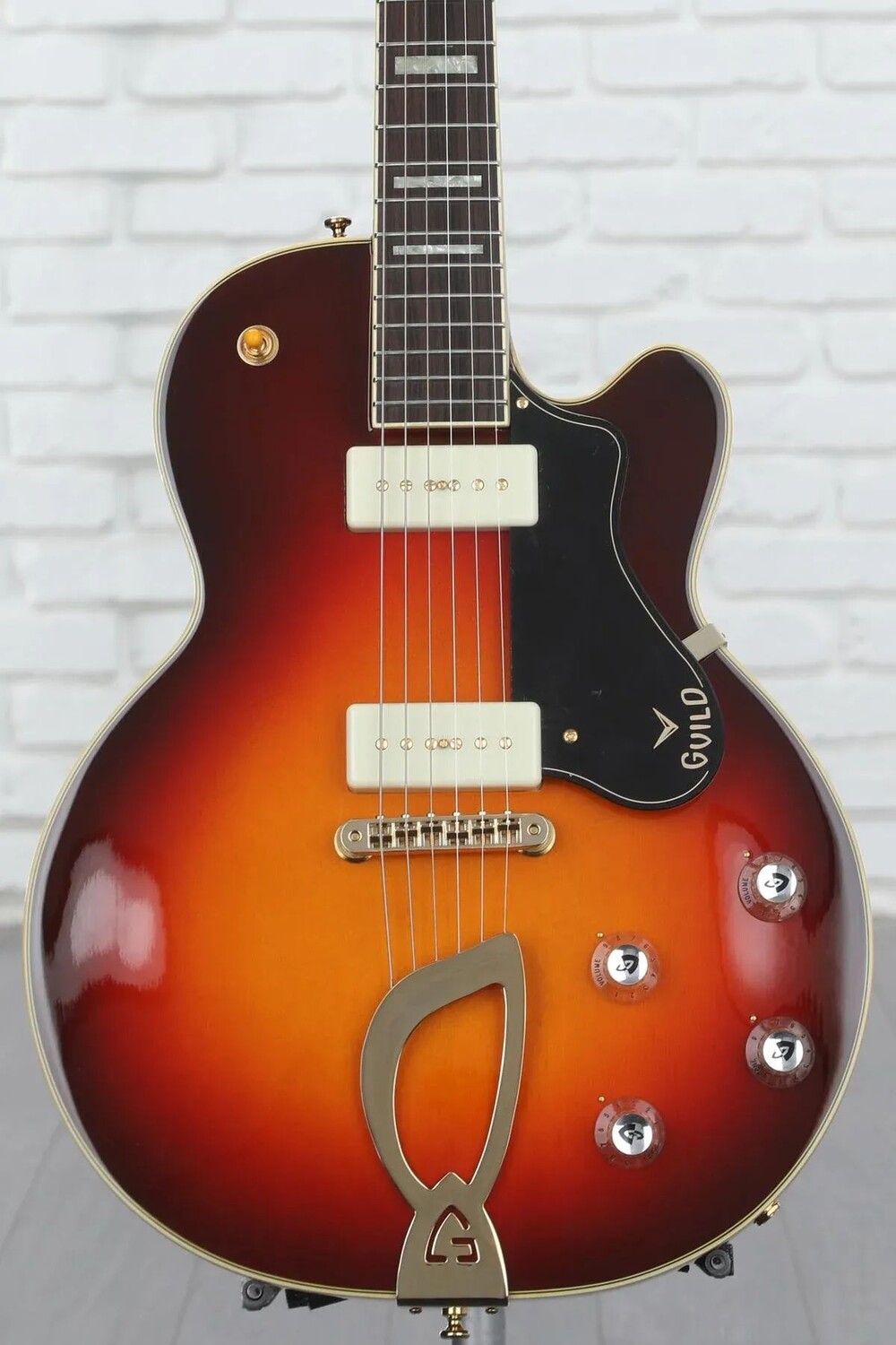 

Электрогитара Guild M-75 Aristocrat Hollowbody - Antique Sunburst