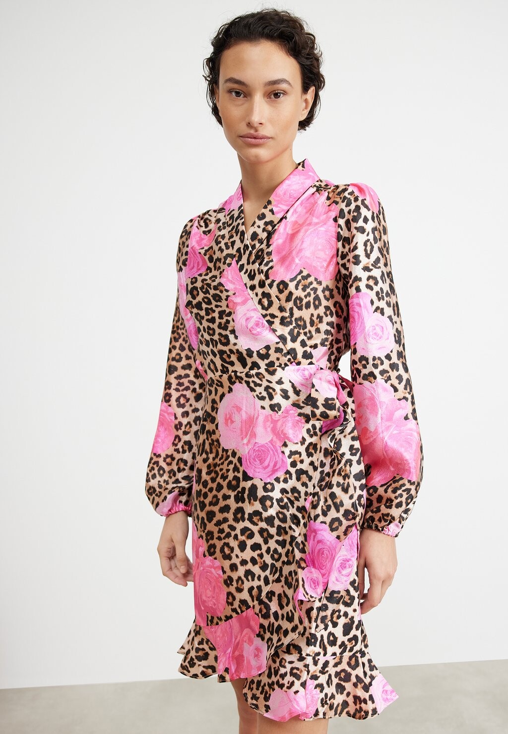 

Элегантное платье Linda Dress Cras, цвет rose