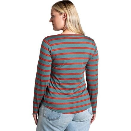 

Футболка Marley II с длинными рукавами женская Toad&Co, цвет Silver Pine 90's Stripe