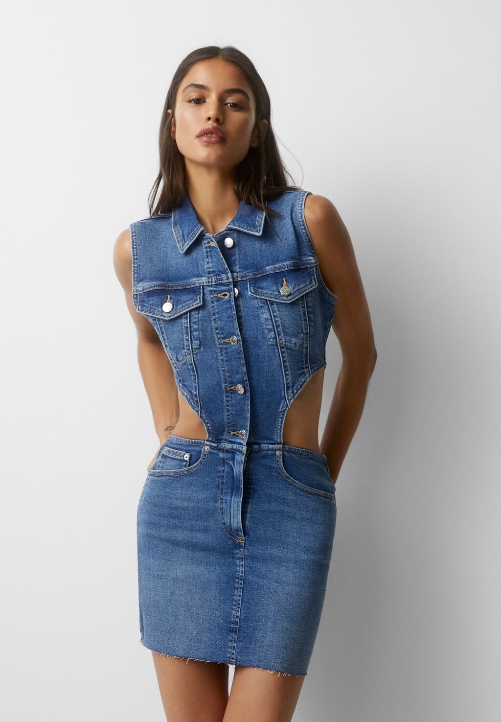 

Джинсовое платье PULL&BEAR, синий