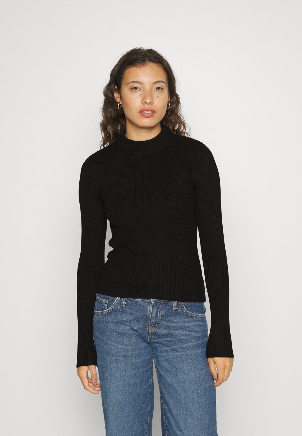 

Свитер Gina Tricot, черный