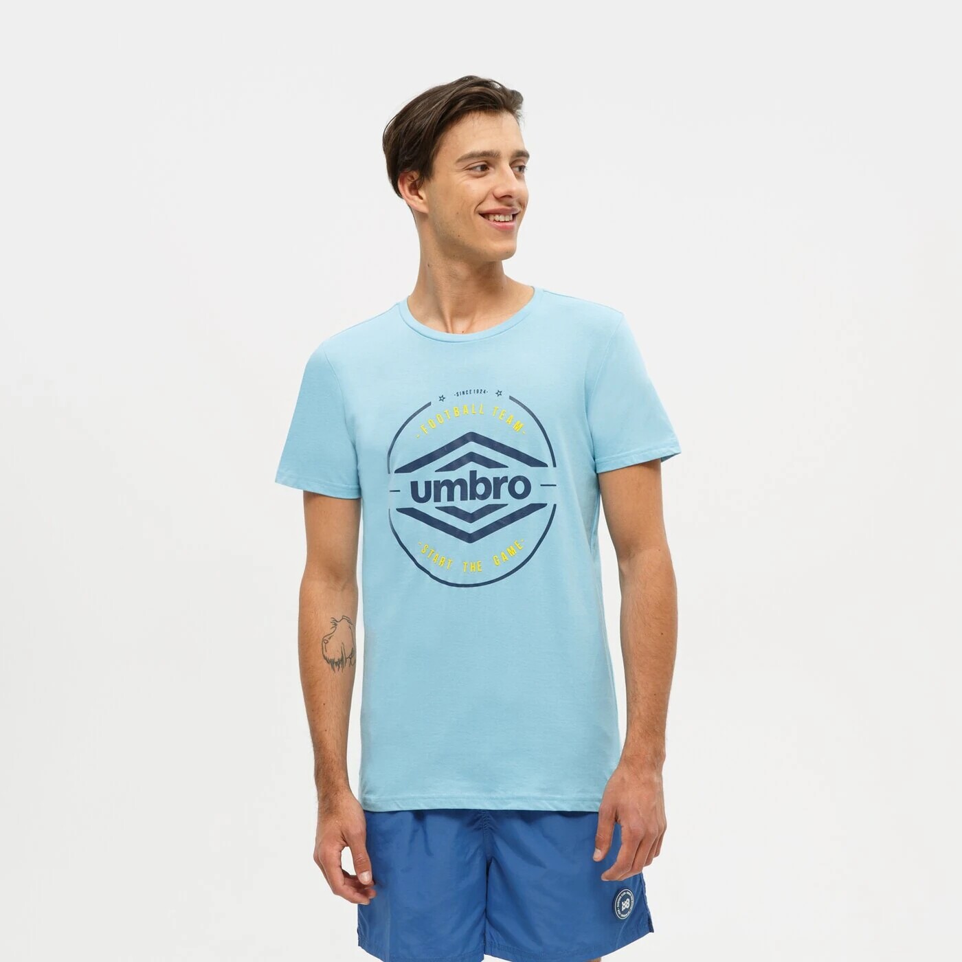 

Футболка Umbro Aries, синий