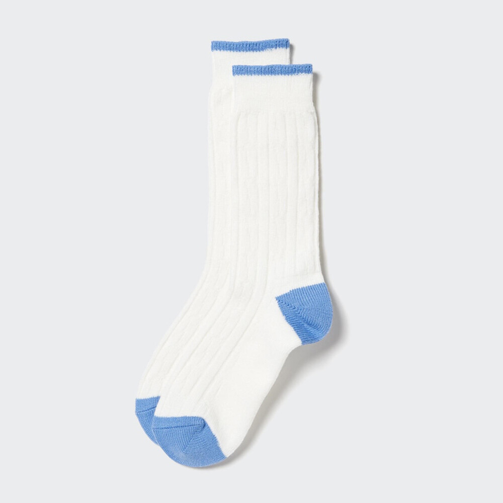 

Женские носки Uniqlo HEATTECH высокие, молочно-белый