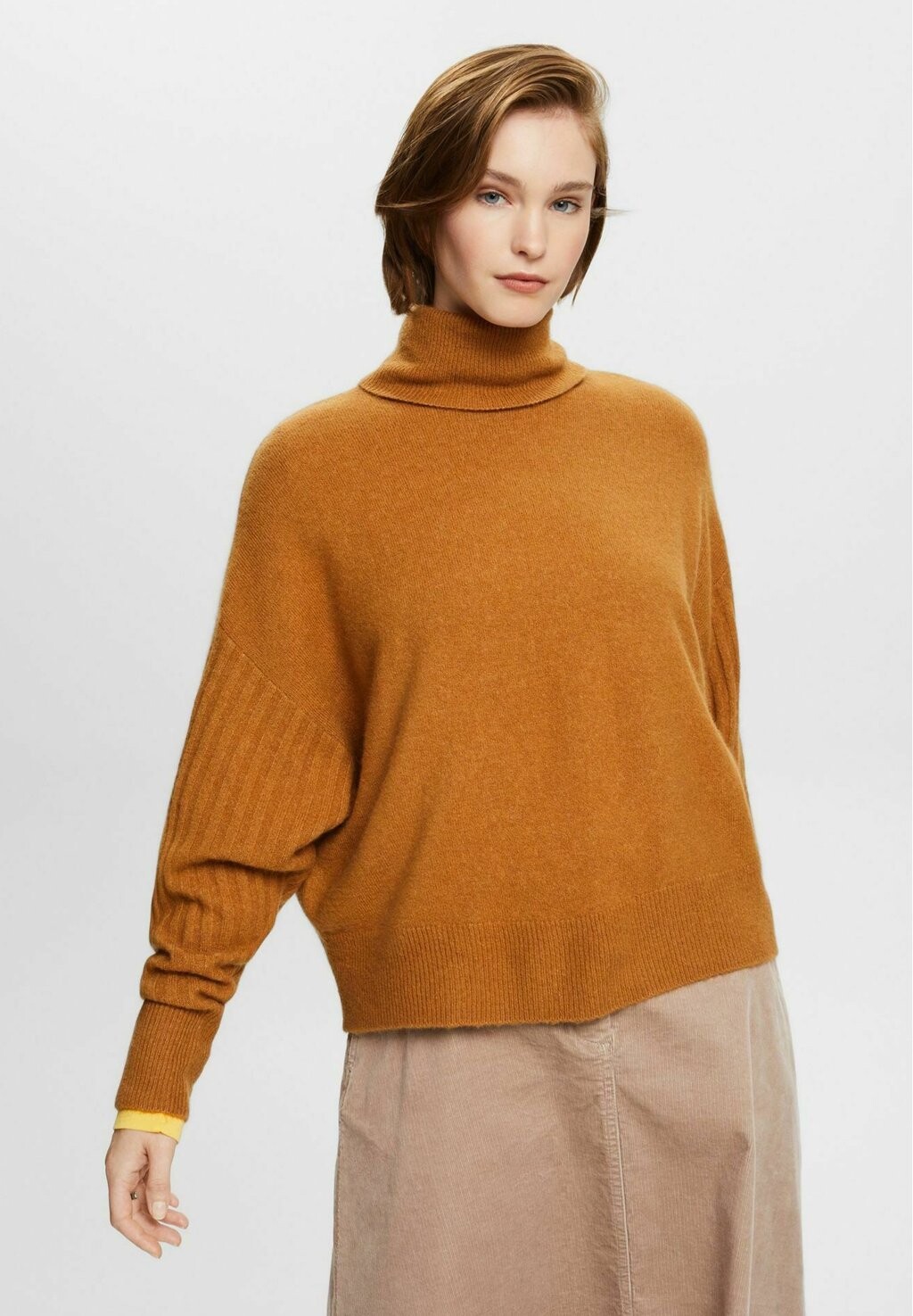 

Свитшот edc by Esprit, карамель