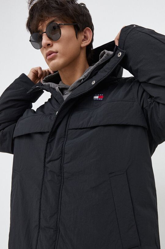 

Куртка Tommy Jeans, черный