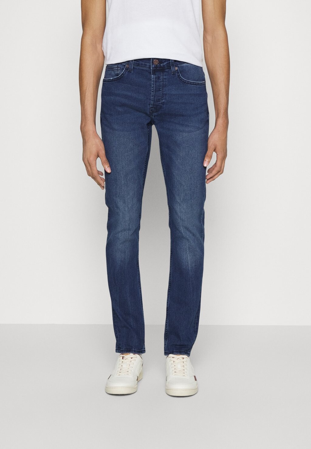 

Джинсы Slim fit Only & Sons