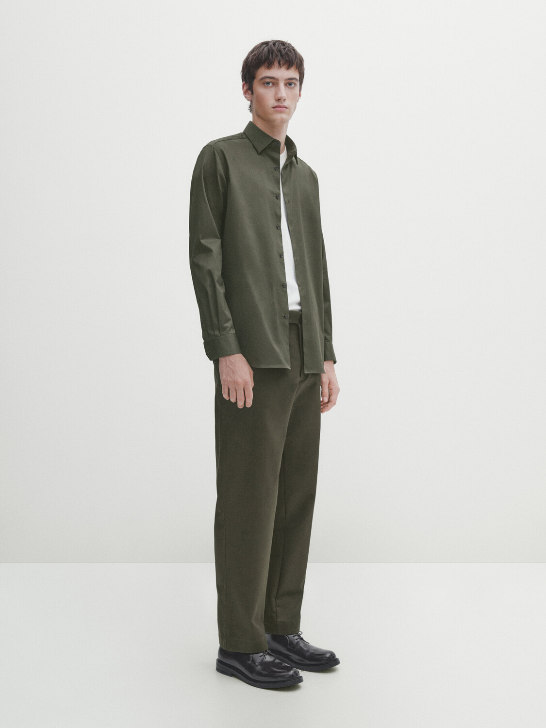 

Рубашка из хлопкового саржа стрейч Massimo Dutti, темно-зеленый