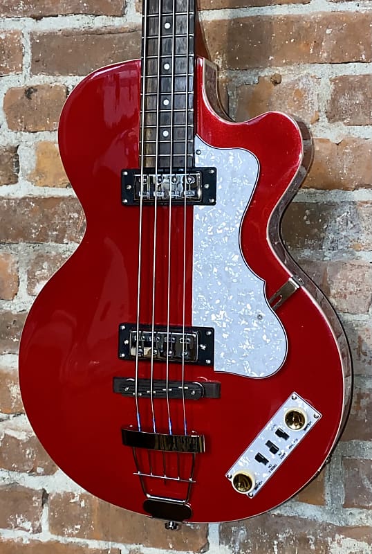 Басс гитара Hofner Club Bass Ignition Pro Series Metallic Red , Such a Cool Bass, Support Indie Music Shops