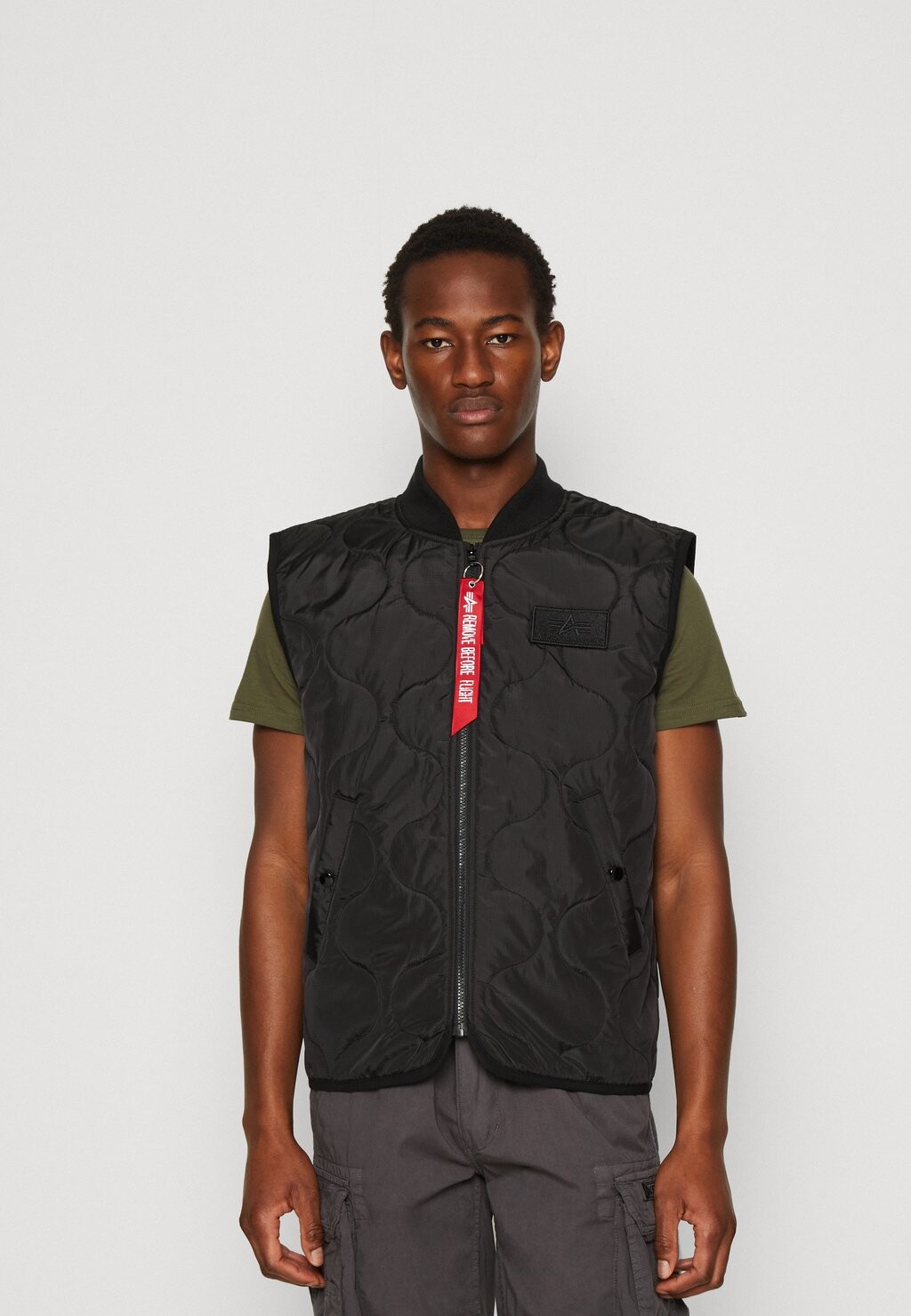 

Жилет Alpha Industries